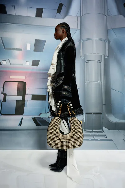 Look 22